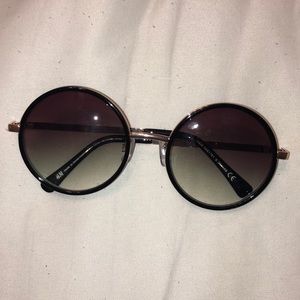 H and M black round glasses